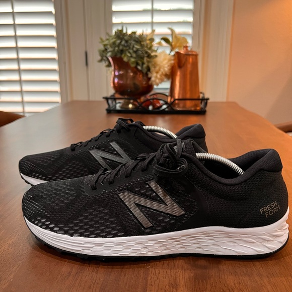 New Balance Men’s Fresh Foam Arishi Running Shoes Black Size 12D US - Picture 4 of 11
